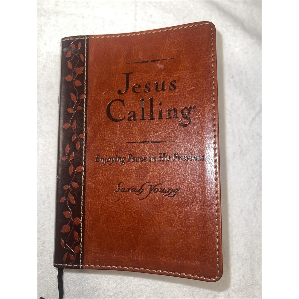 Jesus Calling by Sarah Young (2004, Leather) 365 Devotional